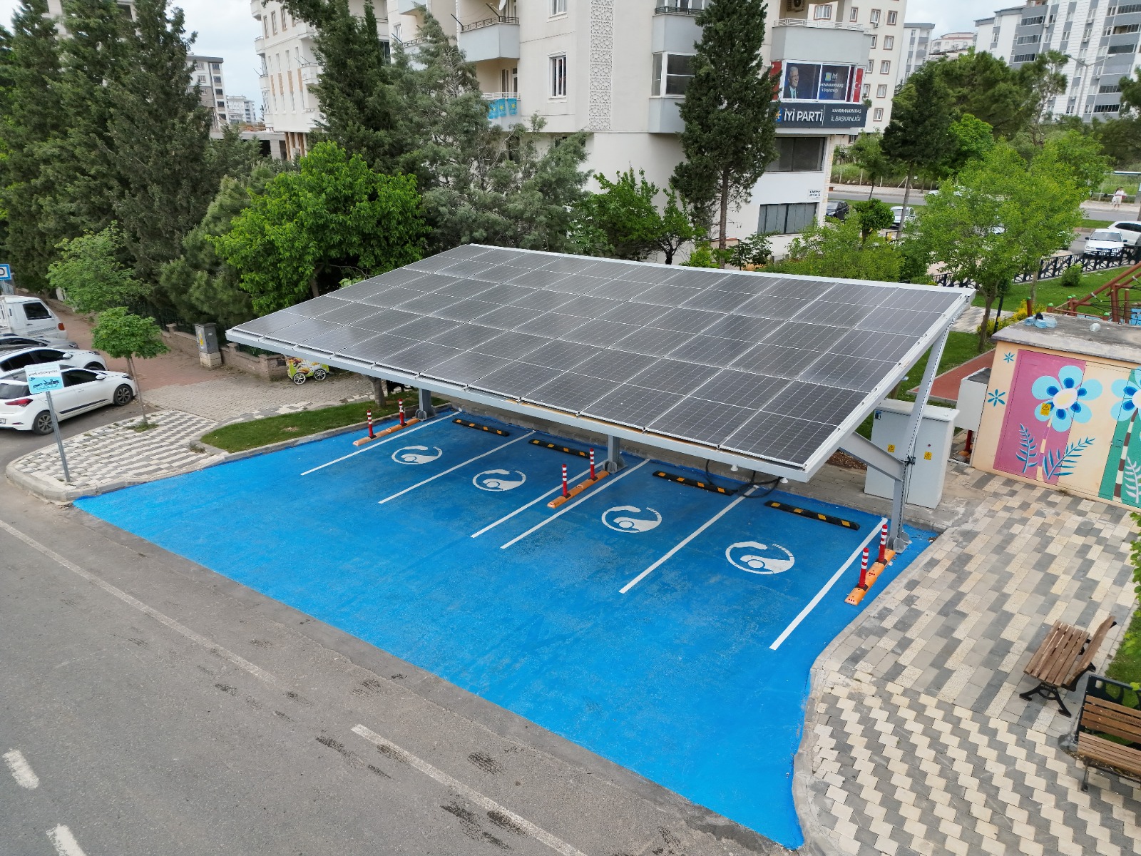 Kahramanmaraş TRUGO 400 kW solar Carport Projesi